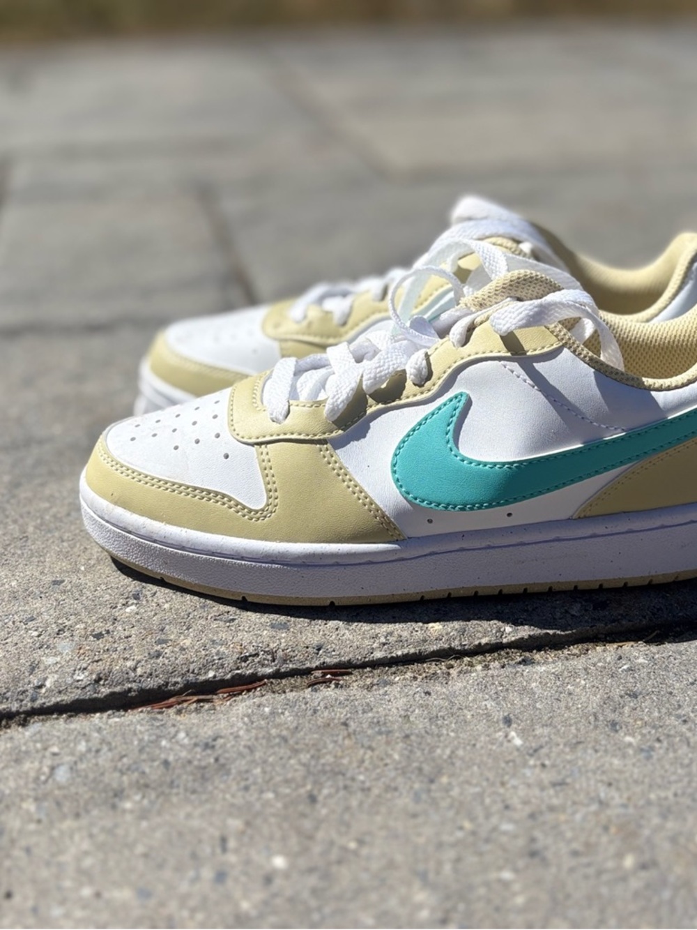 Nike Court Borough Low Recraft GS Team Gold / Green Frost - size 4Y